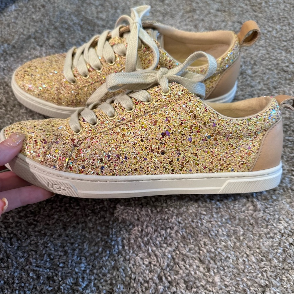 UGG- Karine Chunky Glitter Gold Sneakers, size 7.5 - Picture 6 of 9